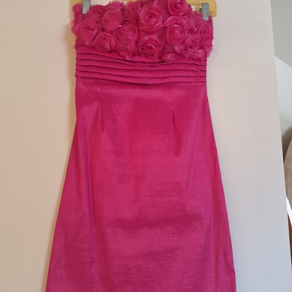 Elegant Pink Dress with Floral Accents